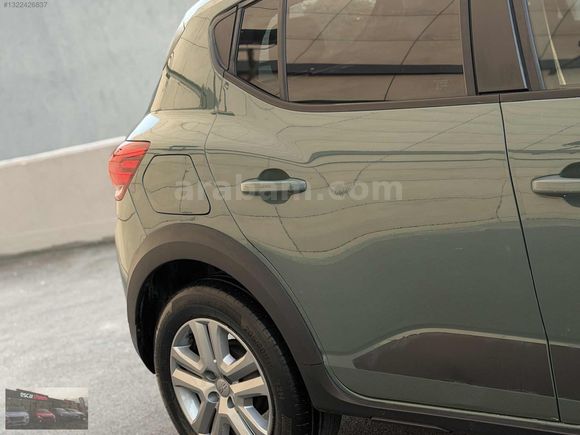 ESCAR OTOMOTİV'DEN 1 PARÇA LOKAL LANSMAN RENK STEPWAY