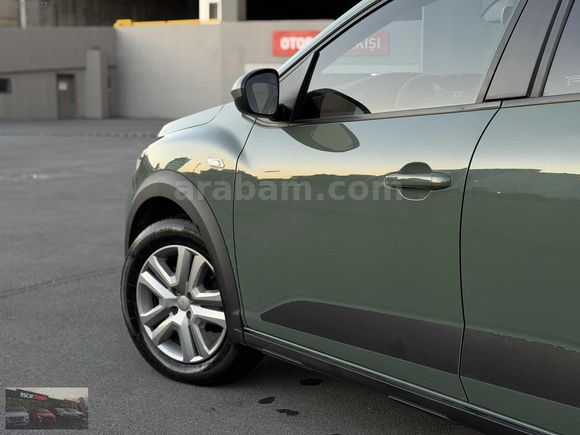 ESCAR OTOMOTİV'DEN 1 PARÇA LOKAL LANSMAN RENK STEPWAY