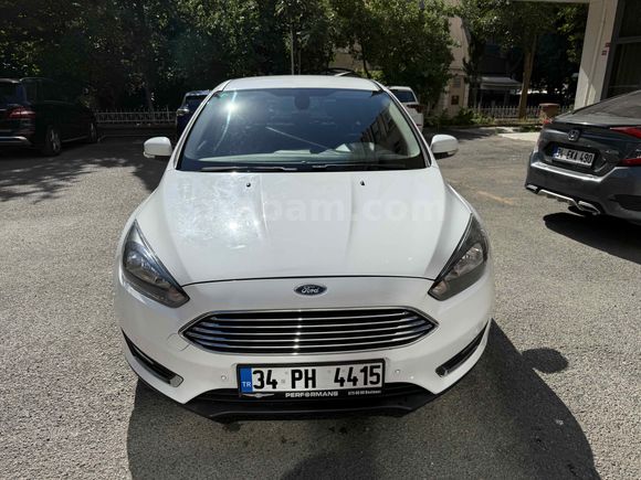 Galeriden Ford Focus 1.5 TDCi Titanium 2016 Model İstanbul