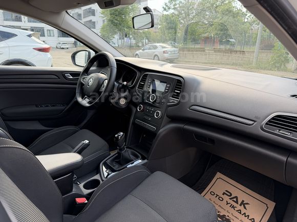 Sahibinden Renault Megane 1.3 TCe Joy 2019 Model Bingöl