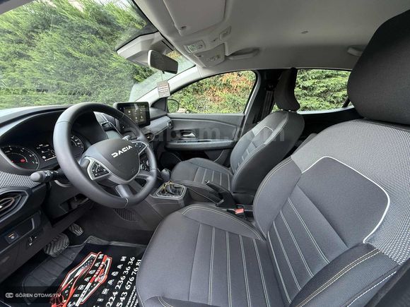 GÖREN OTOMOTİV 2025 DACIA SANDERO STEPWAY 1.0TCe HATASIZ