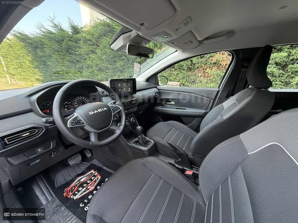 GÖREN OTOMOTİV 2025 DACIA SANDERO STEPWAY 1.0TCe HATASIZ