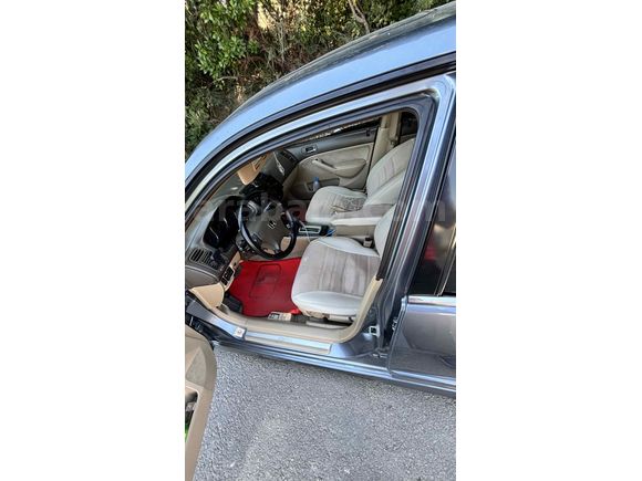 Sahibinden Honda Civic 1.6i VTEC ES 2005 Model 