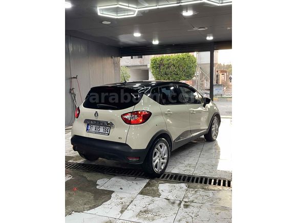 Sahibinden Renault Captur 1.5 dCi Icon 2015 Model  171.500 km Bej