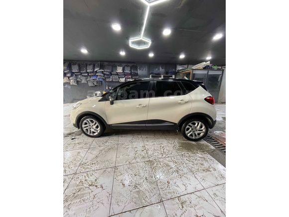 Sahibinden Renault Captur 1.5 dCi Icon 2015 Model  171.500 km Bej
