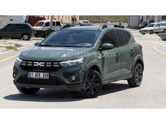 2025 MODEL DACİA SANDERO STEPWAY BOYASIZ OTOMATİK 20.ooo KM'DE