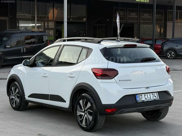2025 Sandero Stepway 1.0 Tce Expression Hatasız Boyasız 6 Bin Km