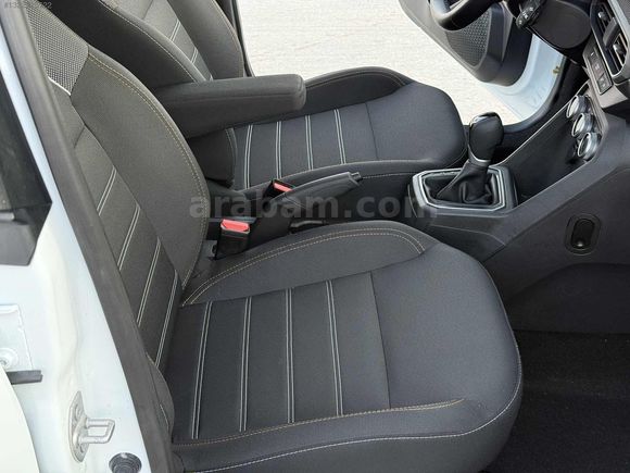 2025 Sandero Stepway 1.0 Tce Expression Hatasız Boyasız 6 Bin Km