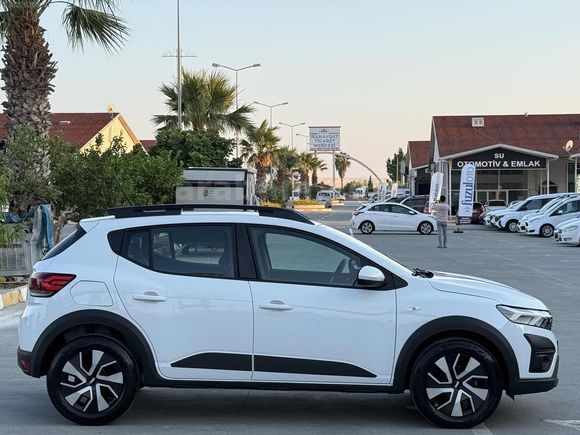 2025 Sandero Stepway 1.0 Tce Expression Hatasız Boyasız 6 Bin Km