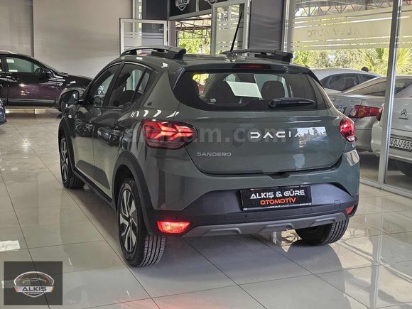 2025 DACİA SANDERO STEPWAY 1.0 Tce Expression 11 BİN KMBOYASIZ