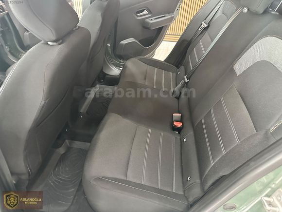 2025 6.200 KM DACIA STEPWAY EXPRESSİON 1.0TCE 90BG CVT