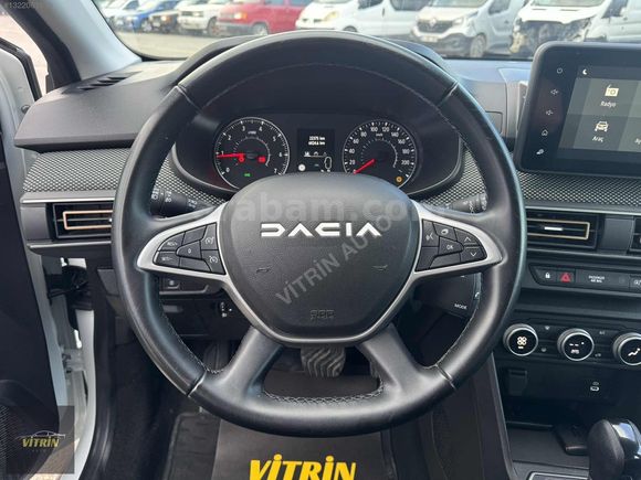 VİTRİN'DEN HATASIZ BOYASIZ 2025 1.0 TCE EXPRESSİON 22.000 KM DE