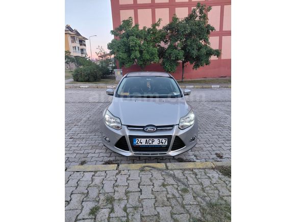 Sahibinden Ford Focus 1.6 TDCi Trend 2013 Model  225.000 km Gri