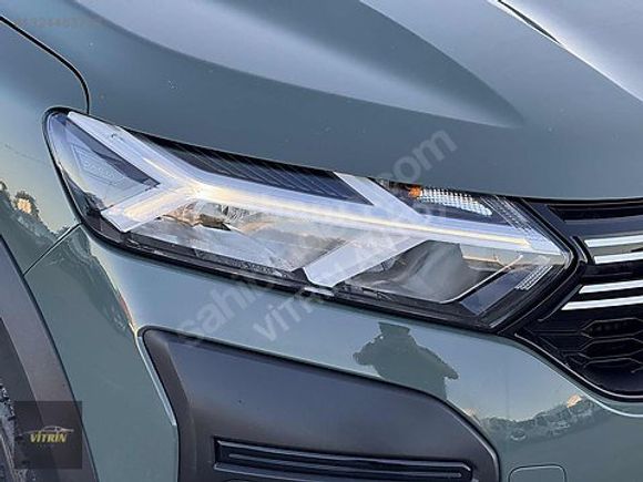 VİTRİN'DEN HATASIZ BOYASIZ 2024 1.0 TCE EXPRESSİON 24.000 KM DE