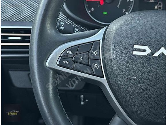 VİTRİN'DEN HATASIZ BOYASIZ 2024 1.0 TCE EXPRESSİON 24.000 KM DE