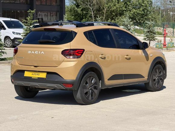 AUTO İFÖ'DEN 2024 SANDERO OTOMATİK SANROFLU HATASIZ