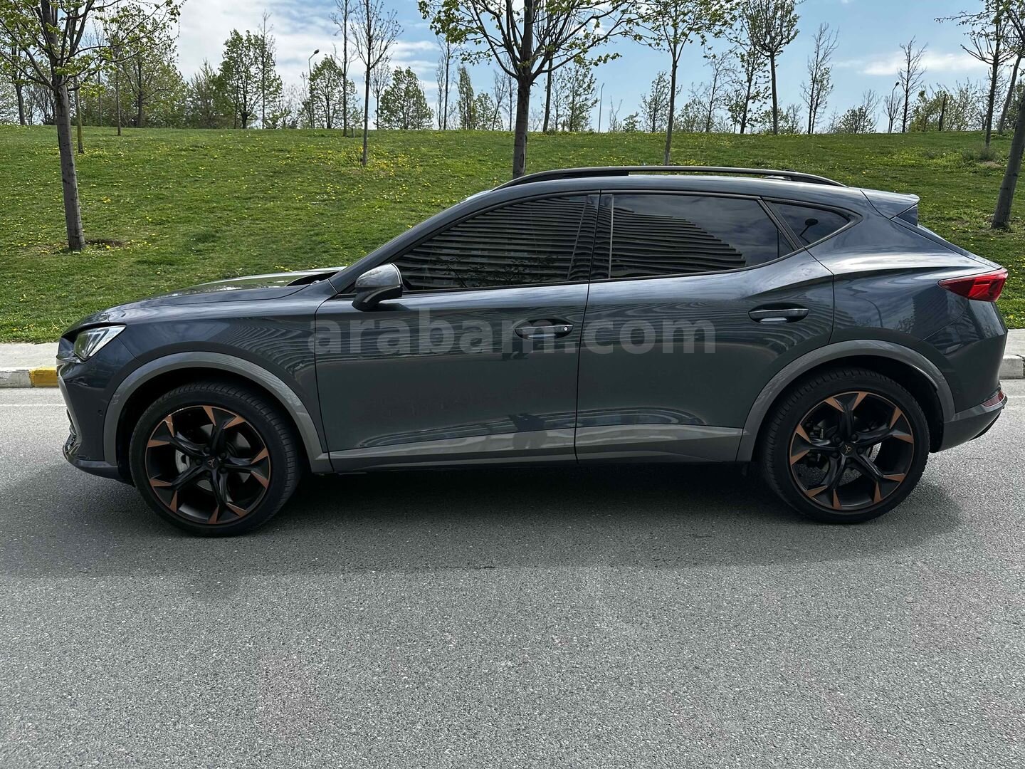 Sahibinden Cupra Formentor 1.5 TSI 2024 Model 26.000 km Gri 3