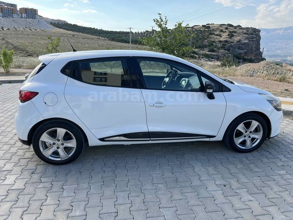  Renault Clio 1.2 Icon 2016 Model 