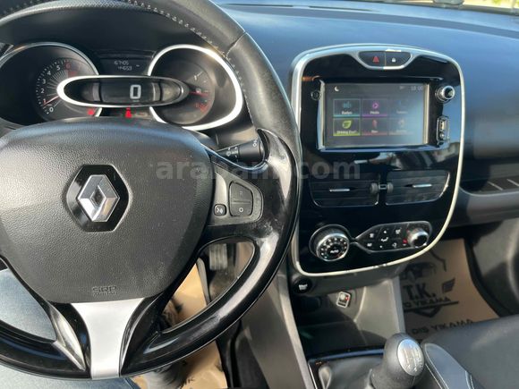  Renault Clio 1.2 Icon 2016 Model 
