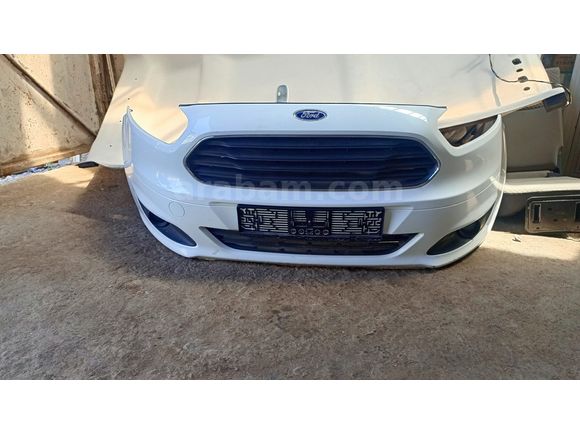 2015 model ford courier
