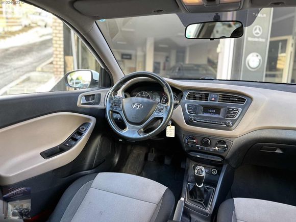 2019 MODEL OLUP 105 BİN KM DE TEMİZLİK BAKIMLI CAM TAVAN