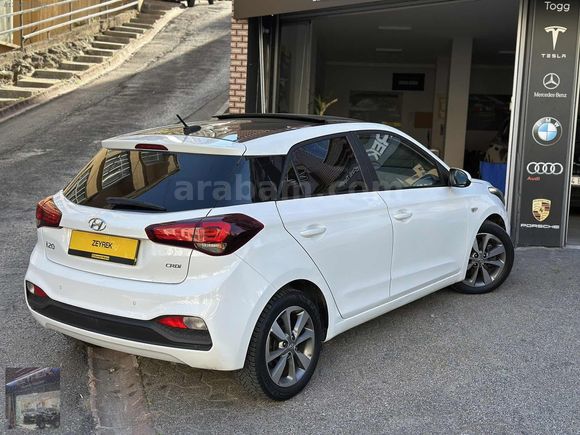 2019 MODEL OLUP 105 BİN KM DE TEMİZLİK BAKIMLI CAM TAVAN