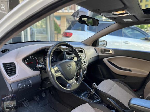 2019 MODEL OLUP 105 BİN KM DE TEMİZLİK BAKIMLI CAM TAVAN