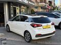 2019 MODEL OLUP 105 BİN KM DE TEMİZLİK BAKIMLI CAM TAVAN