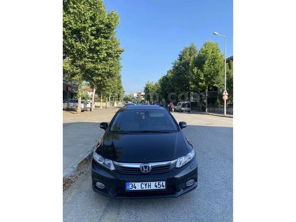 Sahibinden Honda Civic 1.6i VTEC Eco Elegance 2013 Model 