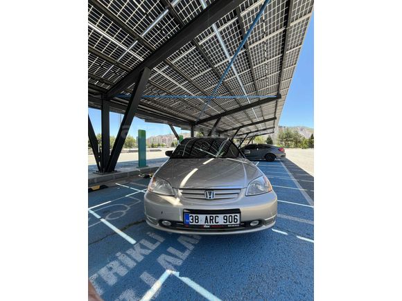 Sahibinden Honda Civic 1.6i VTEC ES 2003 Model 