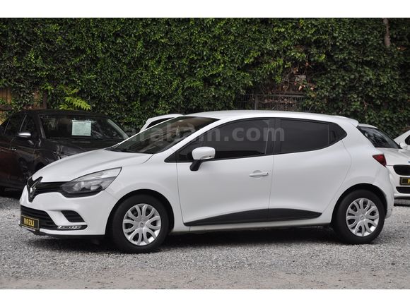2019 RENAULT CLİO (senetle taksitlendirme seçeneğimiz vardır)