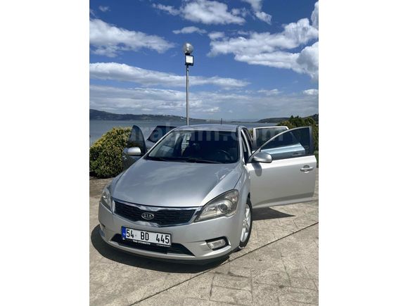 Sahibinden Kia Ceed 1.6 CRDi Motion 2012 Model 