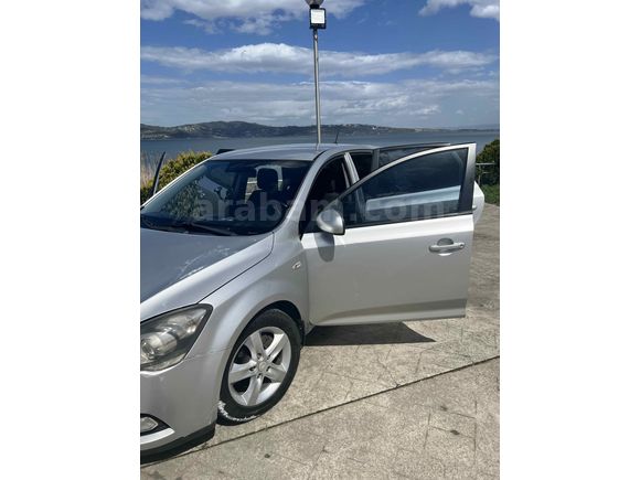 Sahibinden Kia Ceed 1.6 CRDi Motion 2012 Model 