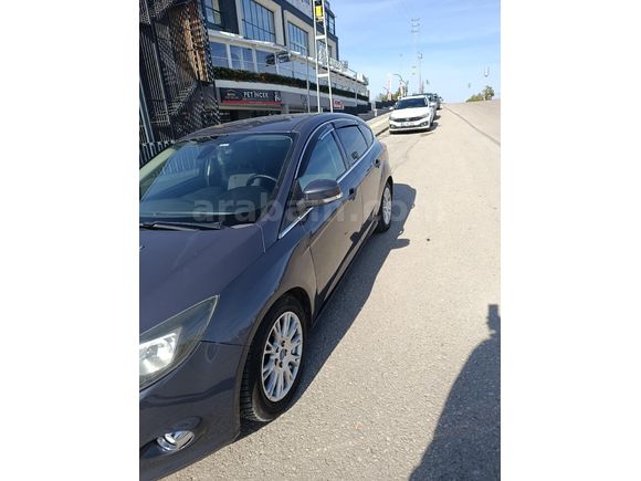 Sahibinden Ford Focus 1.6 Ti-VCT Titanium 2012 Model