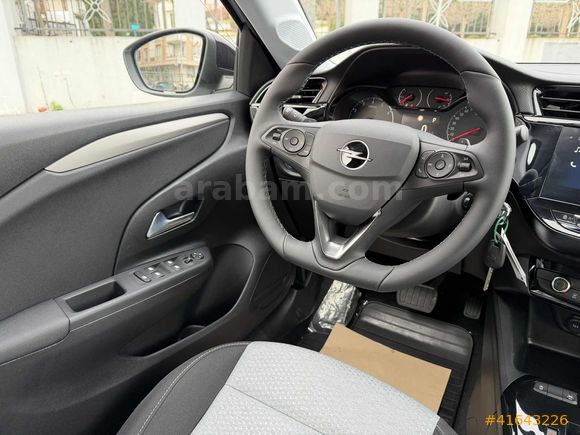 AKD SILA'DAN OPEL*CORSA*2025*MODEL*1.2T*EDİTİON*EAT8*PAKET
