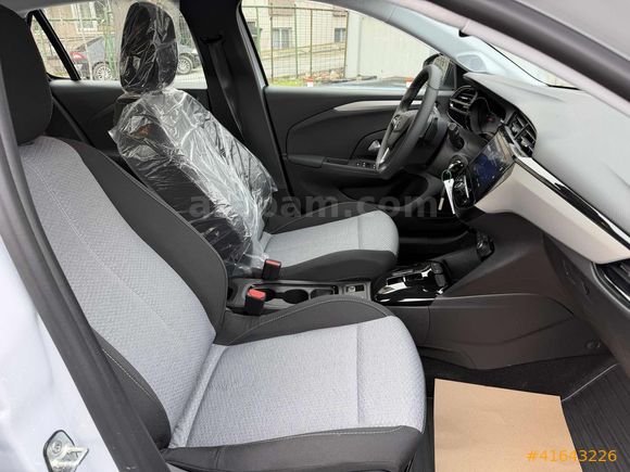 AKD SILA'DAN OPEL*CORSA*2025*MODEL*1.2T*EDİTİON*EAT8*PAKET