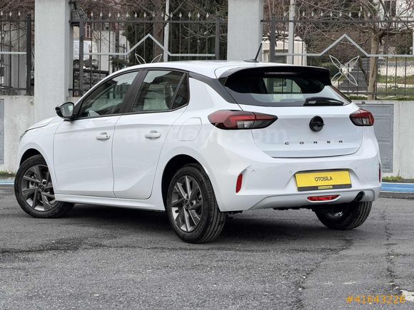 AKD SILA'DAN OPEL*CORSA*2025*MODEL*1.2T*EDİTİON*EAT8*PAKET