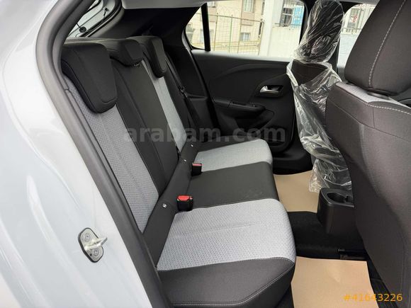 AKD SILA'DAN OPEL*CORSA*2025*MODEL*1.2T*EDİTİON*EAT8*PAKET