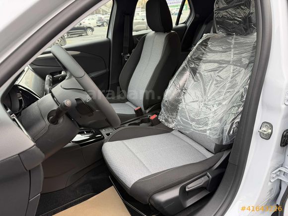 AKD SILA'DAN OPEL*CORSA*2025*MODEL*1.2T*EDİTİON*EAT8*PAKET