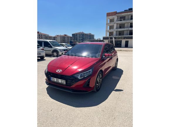 Sahibinden Hyundai i20 1.4 MPI Style 2023 Model