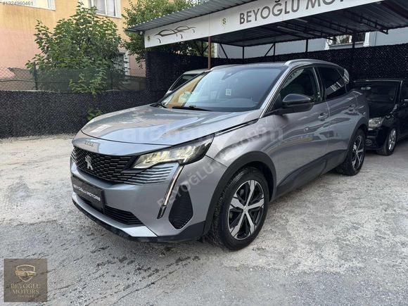 BEYOĞLU MOTORS ÜSKÜDAR'DAN HATASIZ BOYASIZ CAM TAVAN PEJO 3008..