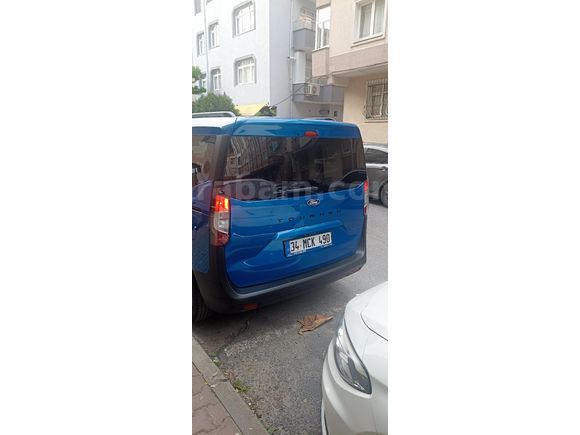 Sahibinden Ford Tourneo Courier 1.5 EcoBlue Titanium 2024 Model