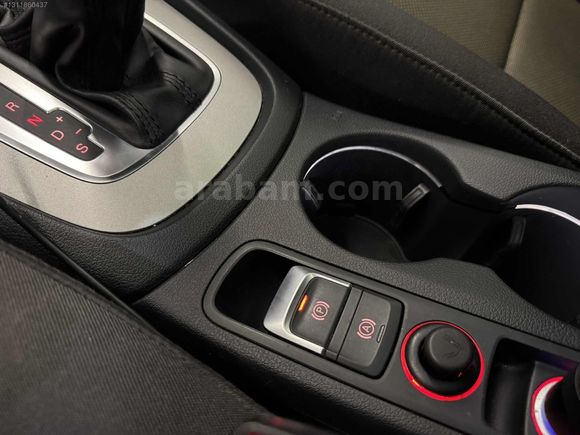 KISIKLI'dan AUDI Q3 1.4TFSI S-TRONIC CAM TAVAN