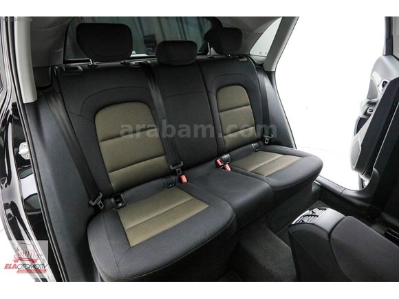 _AUDİ_Q3_(CAM_TAVANLI)_1.4_TFSİ_O_T_O_M_A_T_İ_K_S-TRONİC_150_HP_