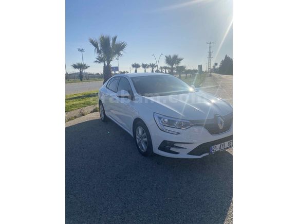 Sahibinden Renault Megane 1.3 TCe Touch 2025 Model 