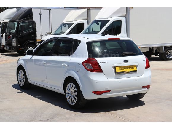 MBS BÜYÜKSOYLUDAN 2011 MODEL KIA CEED 1.6 CRDI CONCEPT
