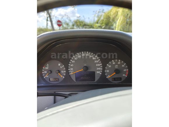 Mercedes - Benz E 200 Kompressor Avantgarde  AMG Paket