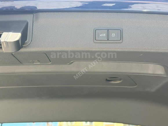 HATASIZ 2025 AUDİ Q3 35 TFSI ADVANCED (E.BAGAJ-CAM TAVAN)