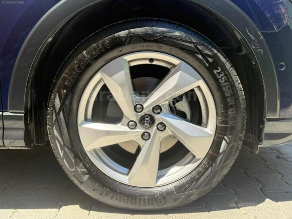 HATASIZ 2025 AUDİ Q3 35 TFSI ADVANCED (E.BAGAJ-CAM TAVAN)