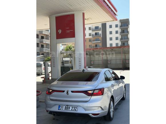 2017 MODEL MEGANE OTOMATİK VİTES